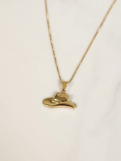 Colar Chapéu Boiadeira Banhado a Ouro