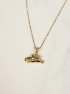 Colar Chapéu Boiadeira Banhado a Ouro