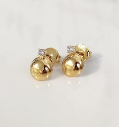 Brinco Bola Ponto de Luz Charm Banhado