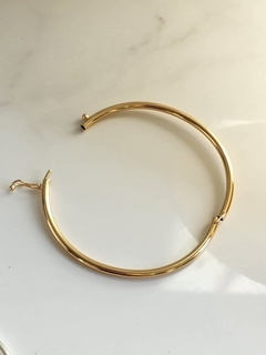 Bracelete Algema Oval Fecho Banhado a Ouro - comprar online