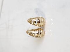 Brinco Gota Vazado Banhado a Ouro