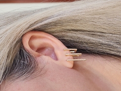 Argolinhas Quadradas Cravejadas Cristal Banhada a Ouro na internet