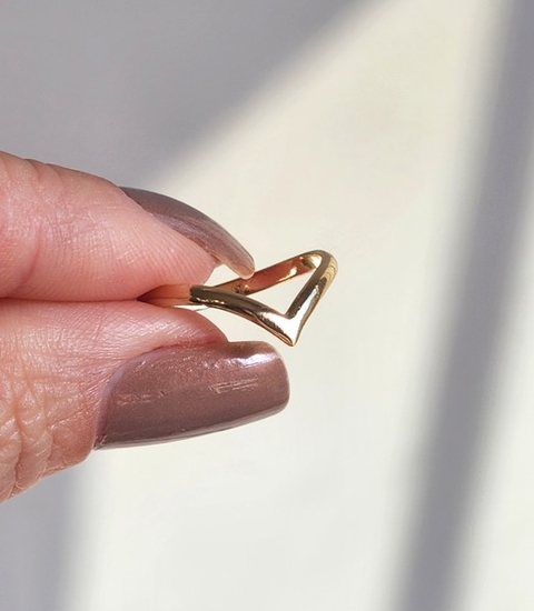 Anel Boca de Tubarão Banhado a Ouro