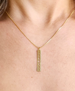 Colar Placa Luas Banhado a Ouro