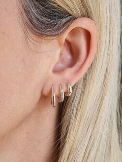 Argolinha Lisa Carolina Charm Banhado a Prata na internet