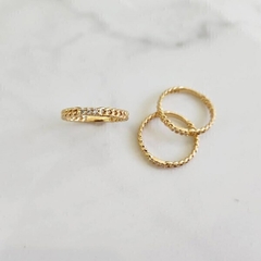 Imagem do Anel Aparador Corrente Zircônias Banhado