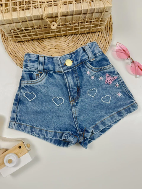 Shorts jeans coração