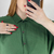 Camisa Elena Verde Militar na internet