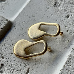 Brinco Fosco Ouro - Canô Acessórios