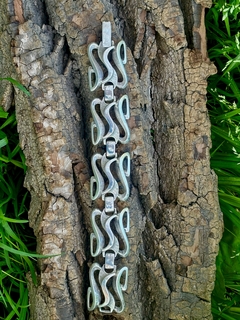 Pulsera de plata grande modelo cuadrados con diseño entrelazado - comprar online