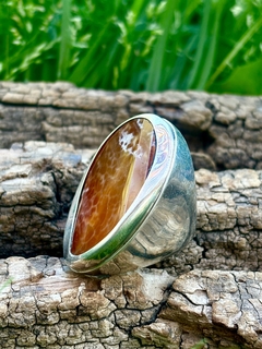 Excéntrico anillo de plata y piedra grande - comprar online
