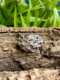 Antiguo anillo retro de plata
