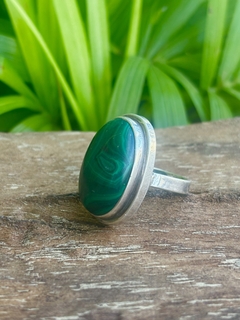 Anillo de plata con malaquita - comprar online