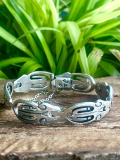 Antigua pulsera de plata