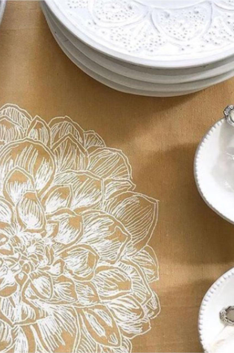 Mantel Isabel Amarillo