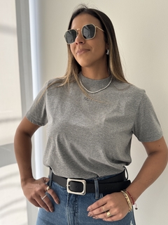 T-shirt ACT - Felicitá Modas