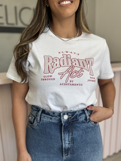 T-shirt Act