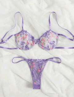 Conjunto Bordado Lia - comprar online