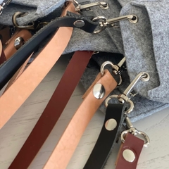 Porta celular (Pre-order) - comprar online