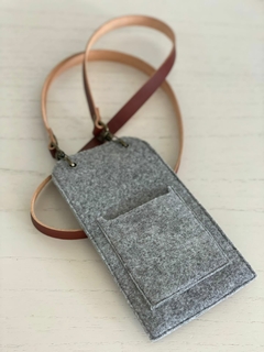 Porta celular (Pre-order) - tienda online