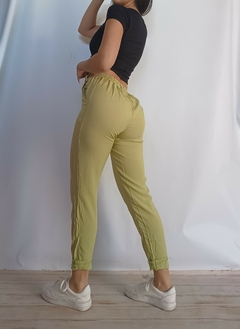 Pantalón EMILIA fibrana verde - comprar online