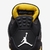 Imagem do Air Jordan 4 “Thunder”