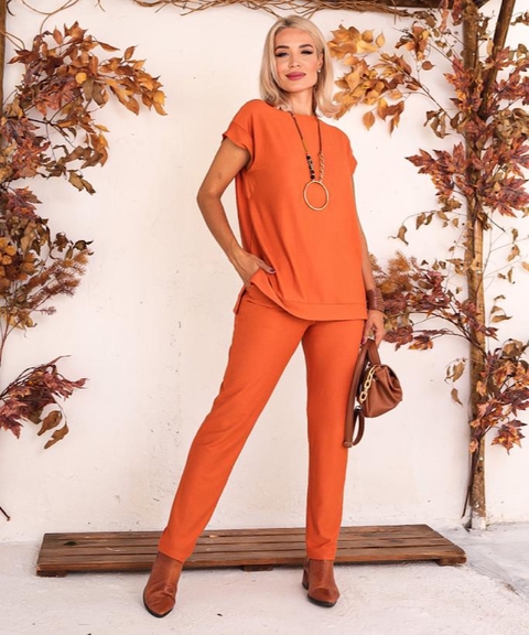 Conjunto Catarina de blusa e calça