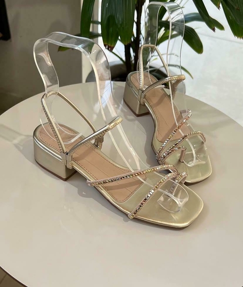 Sandália Pedraria Ouro Light