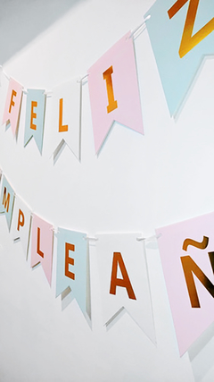 Banderín Feliz Cumpleaños - Letras Doradas - tienda online