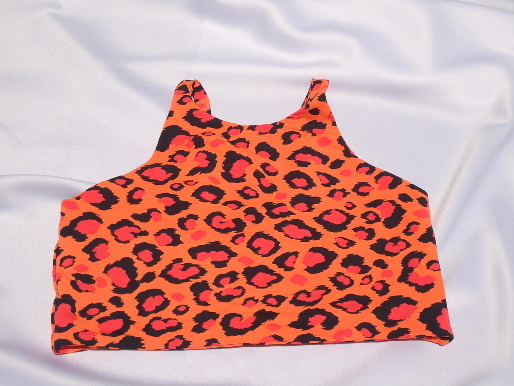 top oncinha laranja neon