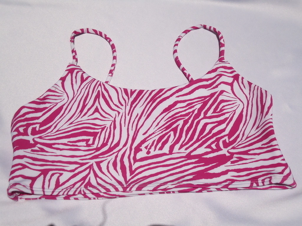 top zebra branco e pink