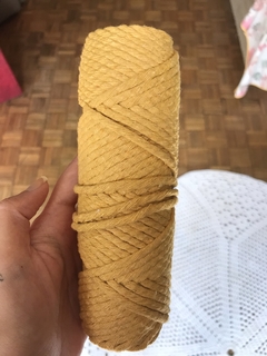 Suporte G detalhado para plantas grandes. na internet