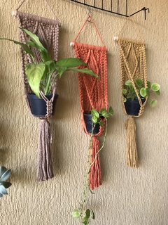 Suporte detalhado p/ vaso médio/pequeno - loja online