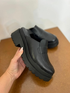 Mule preto couro - comprar online