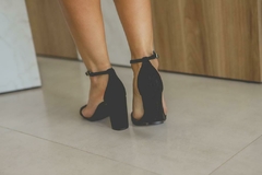 Salto Grosso Suede Preto PARO - comprar online