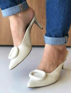 Mule Katlin Carolina Oliveira