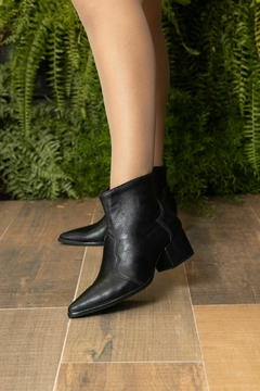 Bota Anita Carolina Oliveira - comprar online
