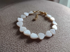 Pulseira coração madrepérola - comprar online