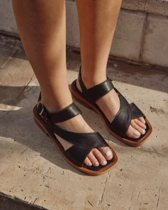 SANDALIA IRIS NEGRO - comprar online