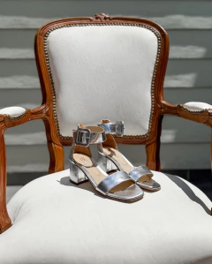 SANDALIA LEOPARD PLATA - OlivettaShoes