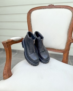 BORCEGO KENIA NEGRO - OlivettaShoes