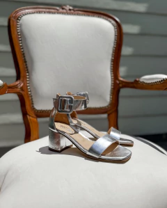Imagen de SANDALIA LEOPARD PLATA