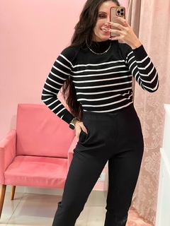 Blusa listrada manga longa Daphne - Preta - loja online