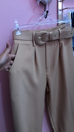 Calça Alfaiataria com Cinto - Le Boutique