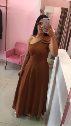 Vestido um ombro