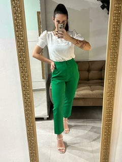 Calça Cassia - Verde Bandeira na internet