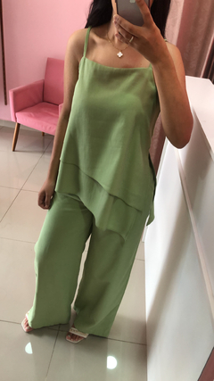 Conjunto Calça Pantalona e Blusa Regata
