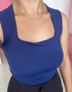 Body regata com decote quadrado