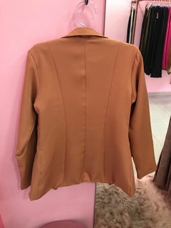 Blazer Alongado Aline - Caramelo na internet