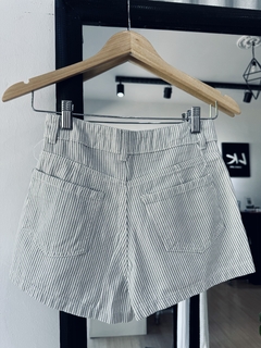 Short pollera RAYADO en internet